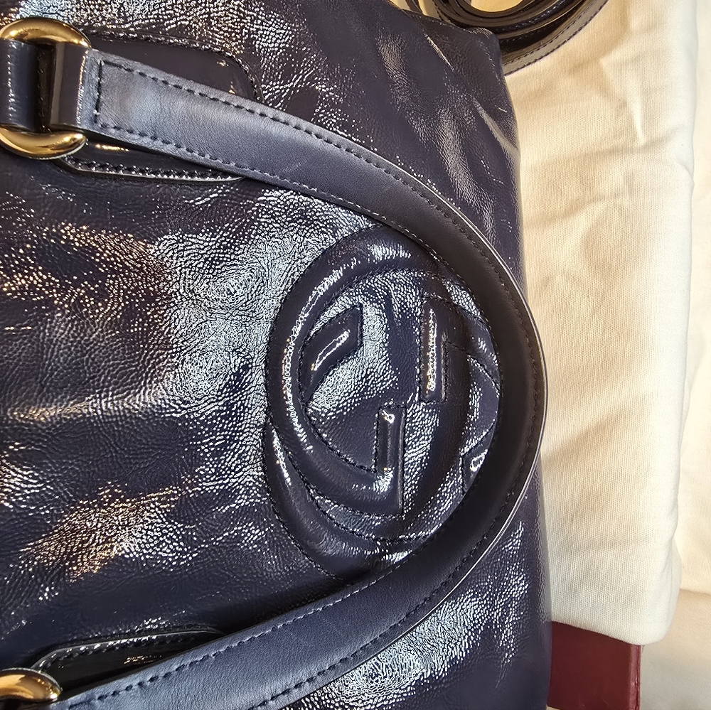 Gucci Blondie Soho Navy Grey Patent Leather 2 Way Bag - Picture 9 of 17